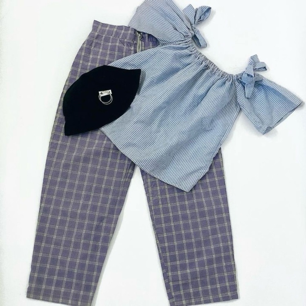 LIKE THIS LISTING FOR LIVE SHOW NOTIFICATIONS!!!